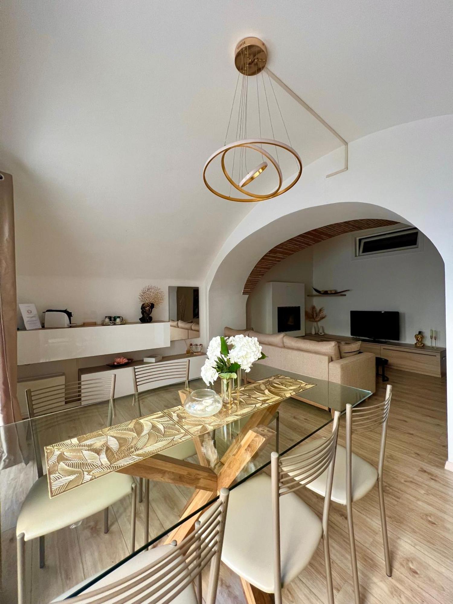 L'Arco Sul Lago • Gold Apartment Castro  Exterior foto