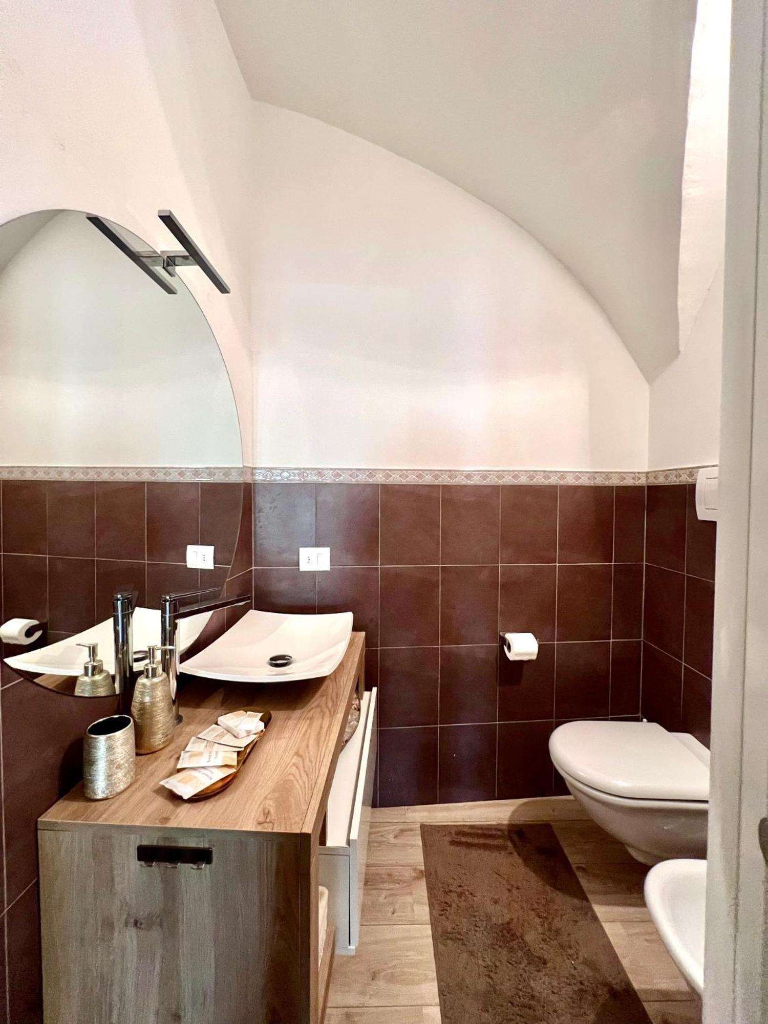 L'Arco Sul Lago • Gold Apartment Castro  Exterior foto